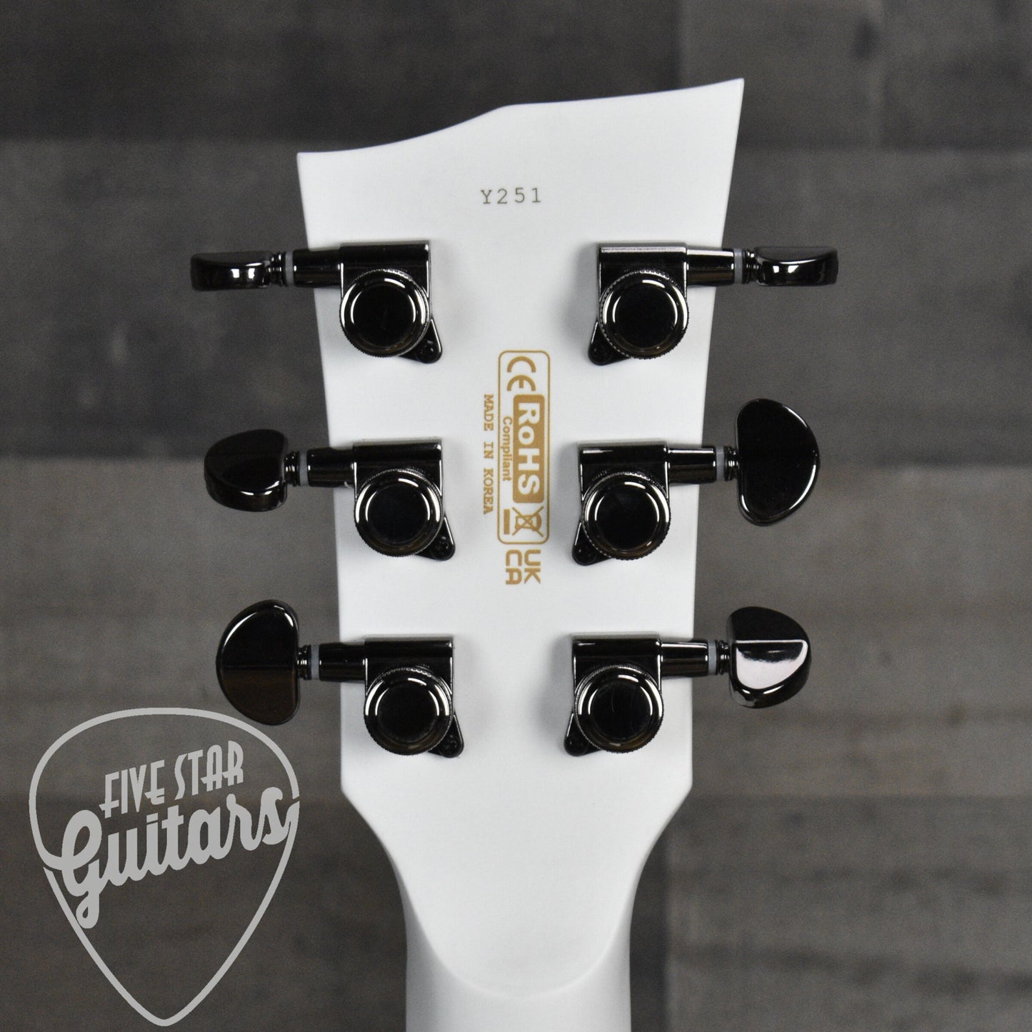 Dunable Yeti DE Swamp Ash - Matte White with Gigbag