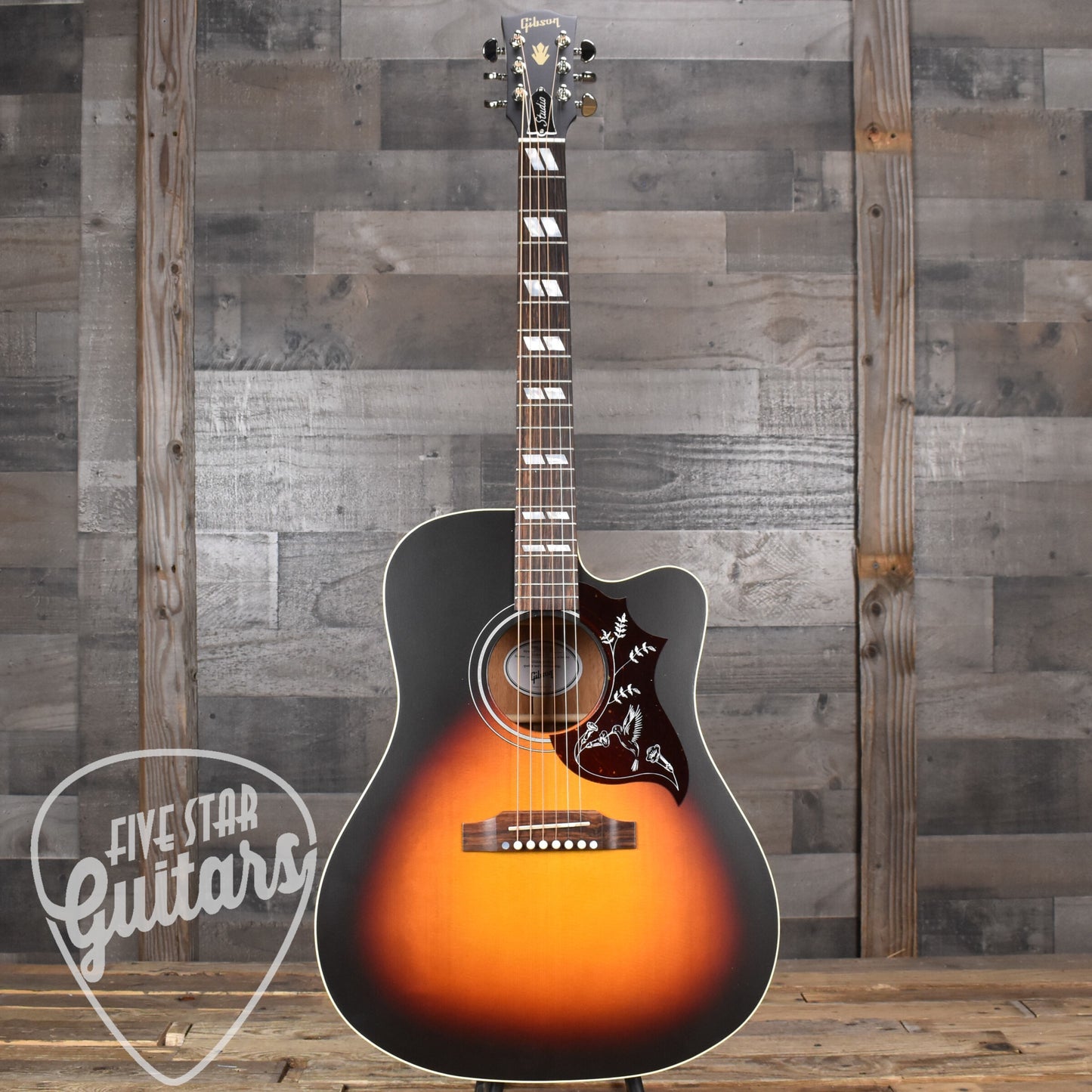 Gibson Hummingbird Studio EC - Tri-Burst Satin with Hard Shell Case