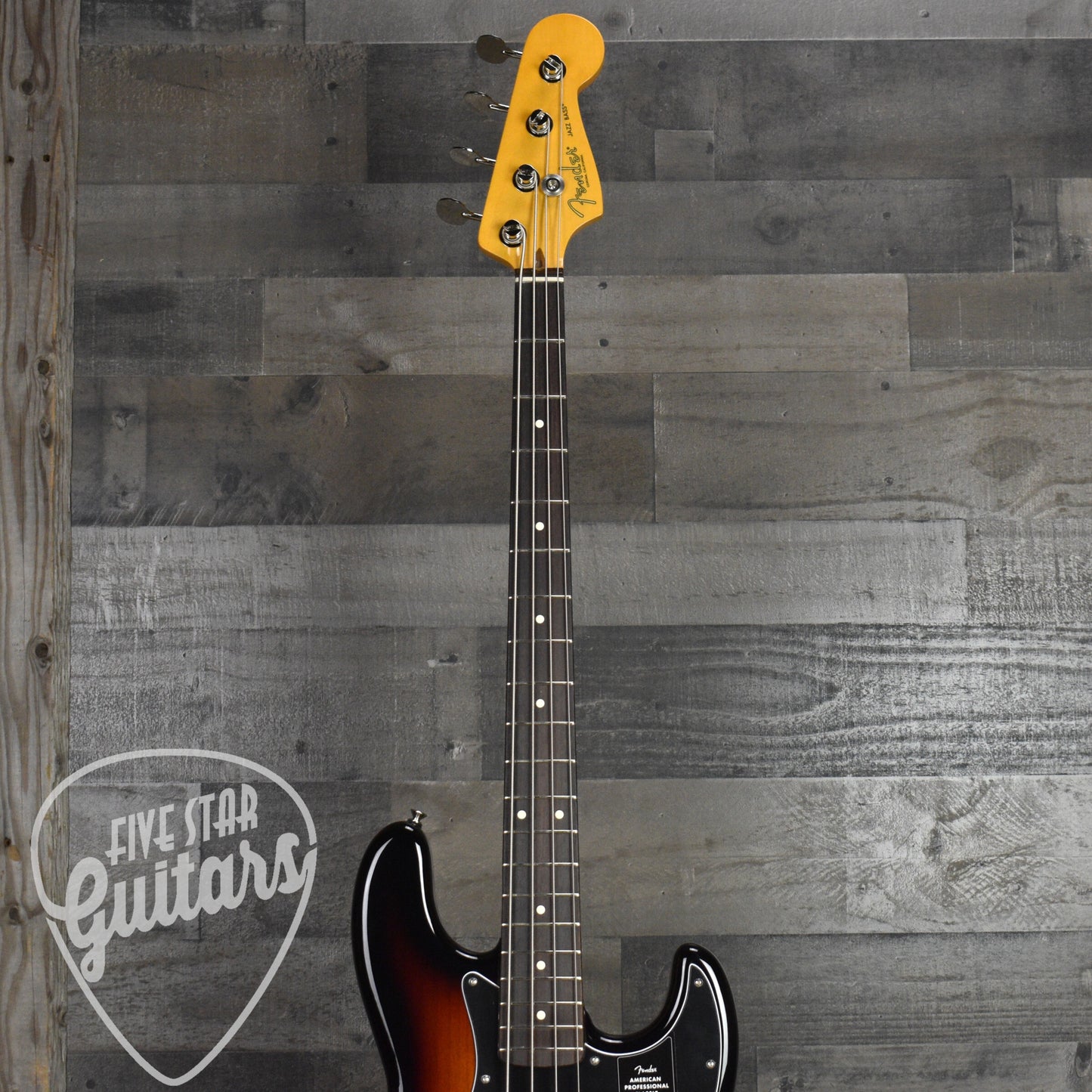 Fender American Professional Classic Jazz Bass Rosewood Fingerboard - 3-Color Sunburst with Deluxe Gig Bag