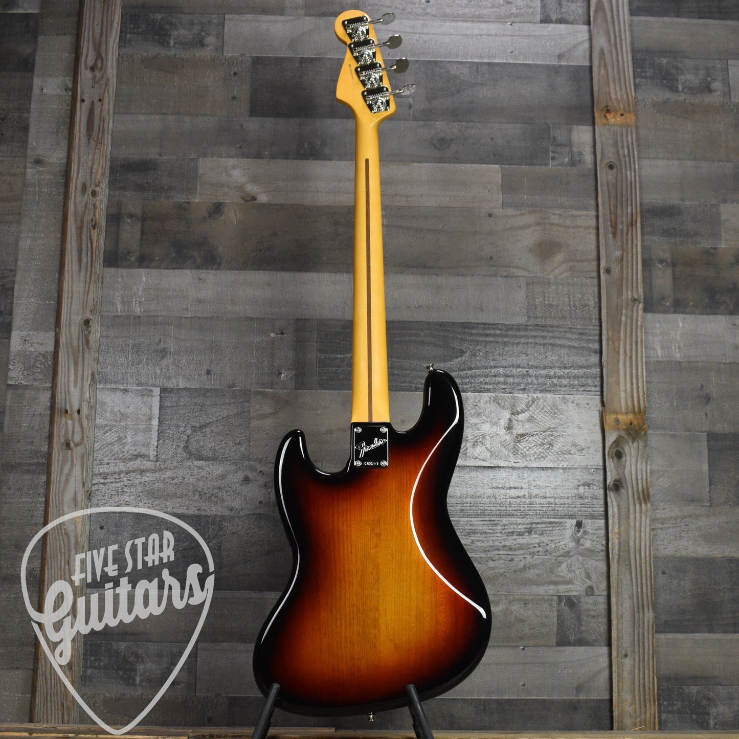 Fender American Professional Classic Jazz Bass Rosewood Fingerboard - 3-Color Sunburst with Deluxe Gig Bag