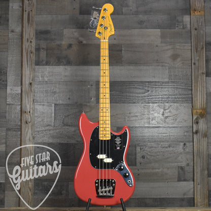 Fender American Professional Classic Mustang Bass Rosewood Fingerboard - Faded Dakota Red with Deluxe Gig Bag