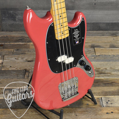 Fender American Professional Classic Mustang Bass Rosewood Fingerboard - Faded Dakota Red with Deluxe Gig Bag