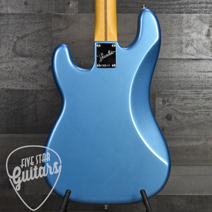 Fender American Professional Classic Precision Bass Maple Fingerboard - Faded Lake Placid Blue with Deluxe Gig Bag