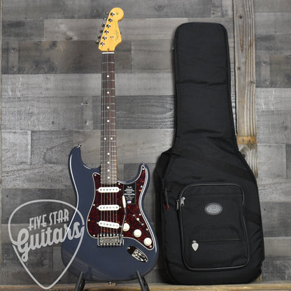 Fender American Professional Classic Stratocaster - Faded Black with Deluxe Gig Bag