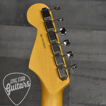 Fender American Professional Classic Stratocaster Maple Fingerboard - Faded Lake Placid Blue with Deluxe Gig Bag