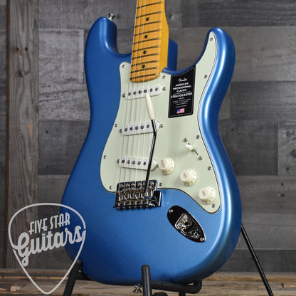 Fender American Professional Classic Stratocaster Maple Fingerboard - Faded Lake Placid Blue with Deluxe Gig Bag