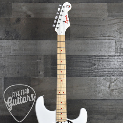 Fender x Hello Kitty Stratocaster - White with Gigbag