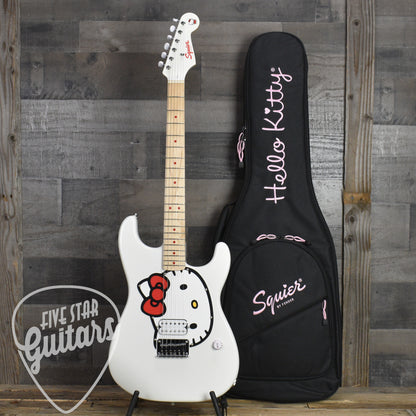 Fender x Hello Kitty Stratocaster - White with Gigbag