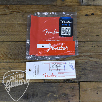 Fender Limited Edition Vintera III Early 60s Telecaster  Custom - 3-Color Sunburst with Gigbag