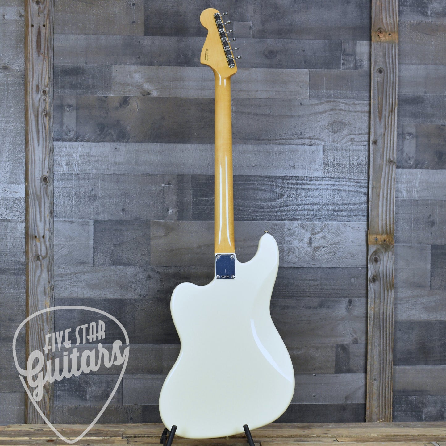 Fender Vintera  III Early 60s Bass VI - Olympic White with Gigbag