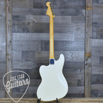Fender Vintera  III Early 60s Bass VI - Olympic White with Gigbag