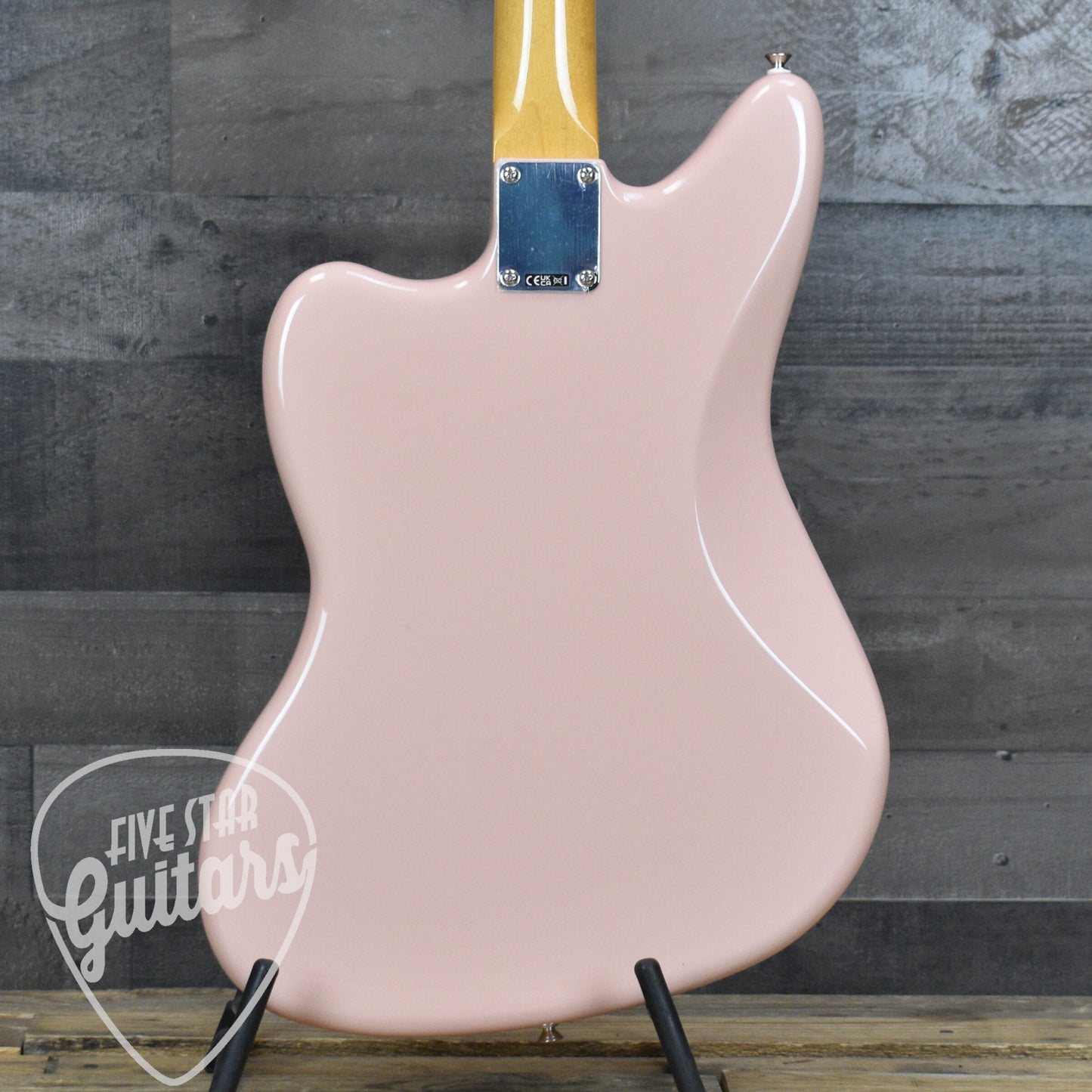 Fender Vintera  III Mid 60s Jaguar - Shell Pink with Gigbag