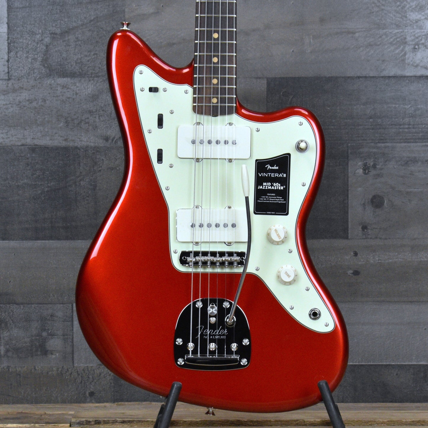 Fender Vintera III Mid 60s Jazzmaster - Candy Apple Red with Gigbag