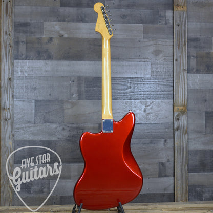 Fender Vintera III Mid 60s Jazzmaster - Candy Apple Red with Gigbag