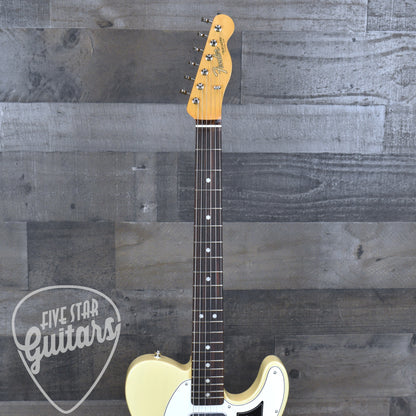 Fender Vintera III Mid 60s Telecaster - Vintage Blonde with Gigbag