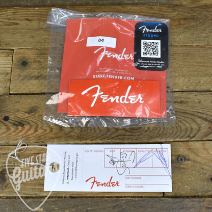 Fender Vintera III Mid 60s Telecaster - Vintage Blonde with Gigbag