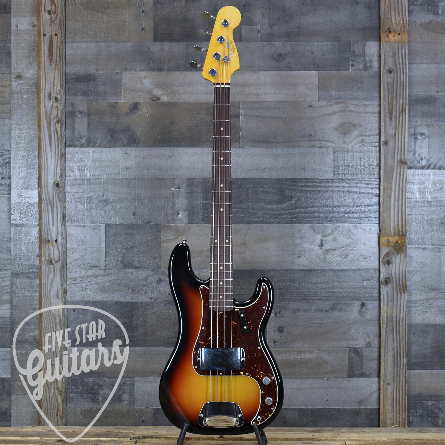 Fender James Jamerson 1962 Precision Bass - 3-Tone Sunburst with Hardshell Case