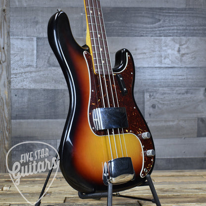 Fender James Jamerson 1962 Precision Bass - 3-Tone Sunburst with Hardshell Case