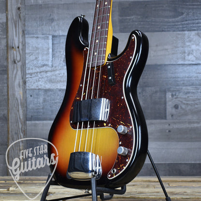 Fender James Jamerson 1962 Precision Bass - 3-Tone Sunburst with Hardshell Case