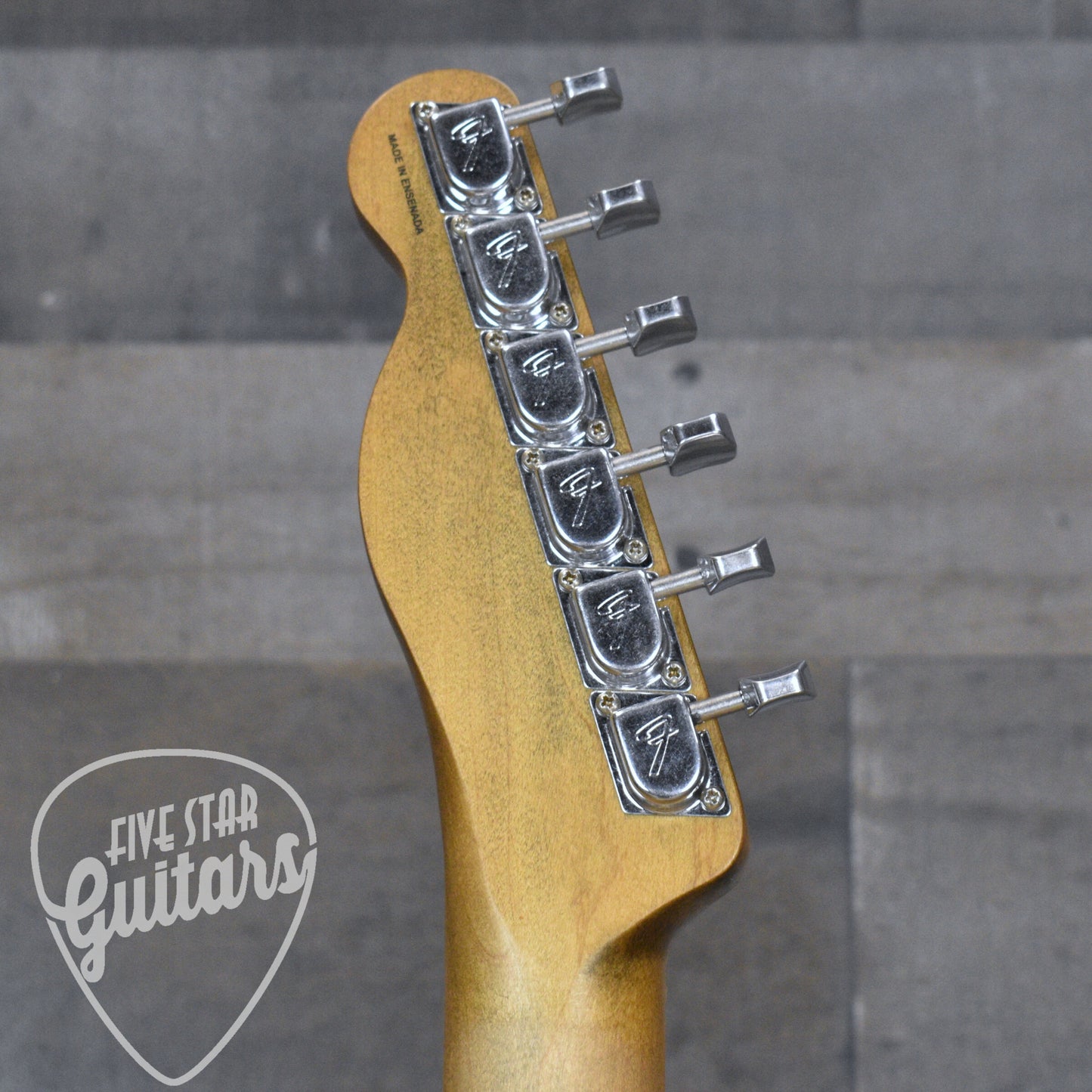 Fender John Osborne Telecaster - Olympic White with Hardshell Case