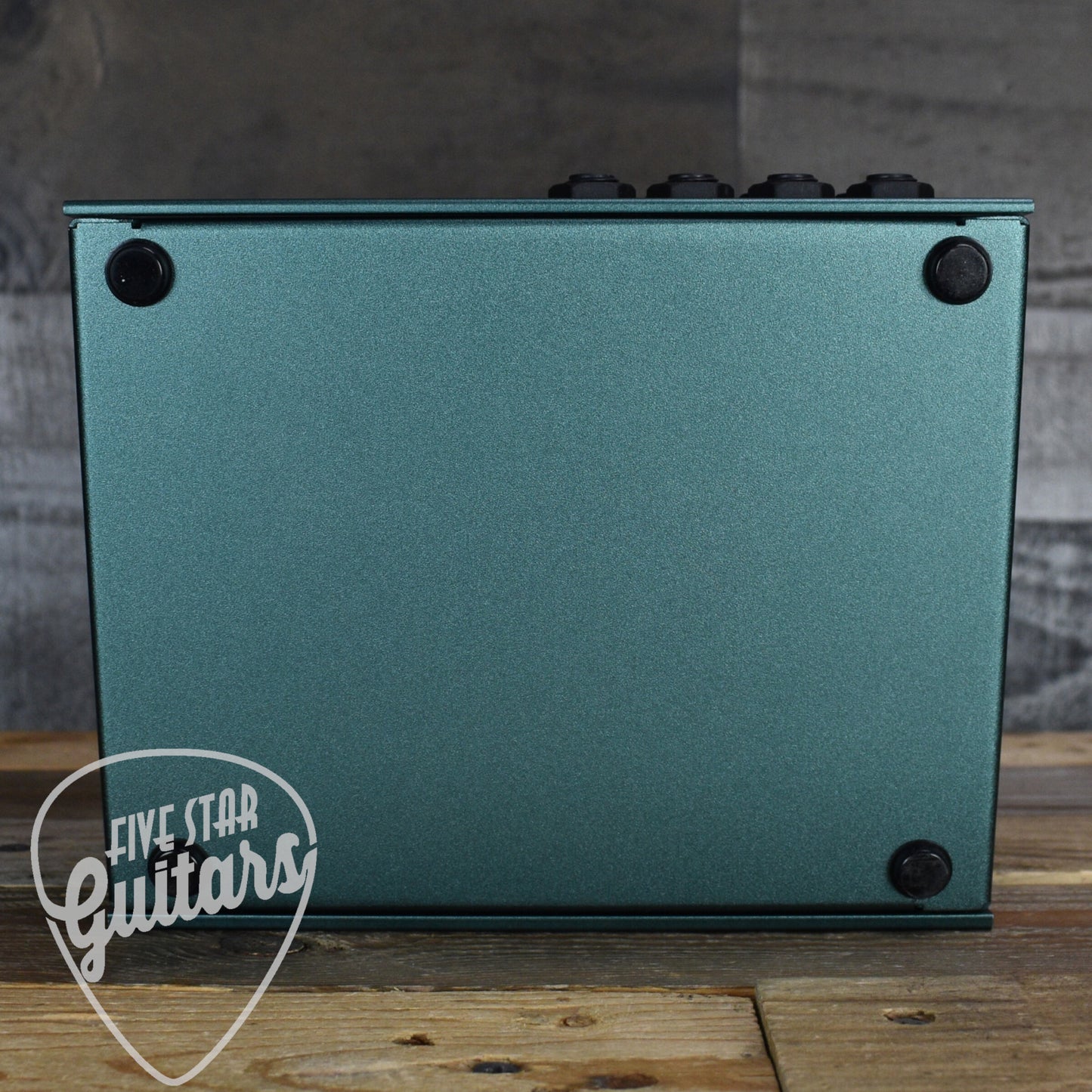 Electro-Harmonix Oceans Abyss Reverb Pedal