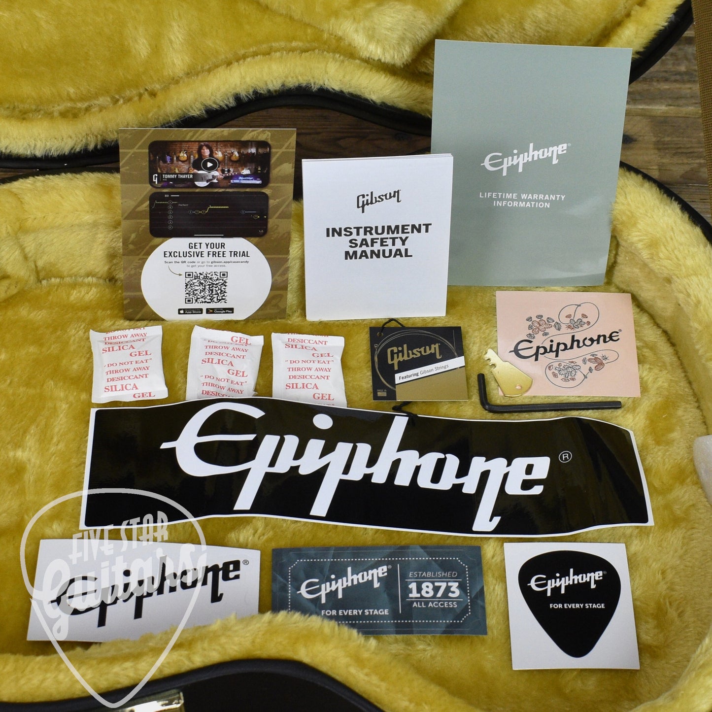 Epiphone '63 Les Paul SG Custom with Maestro Vibrola - Classic White with Hard Shell Case