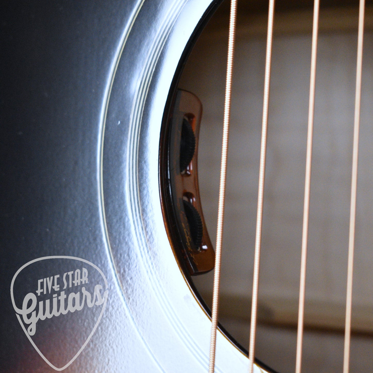 Epiphone Inspired by Gibson Custom 1957 SJ-200 Reissue - Vintage Sunburst with Hardshell Case