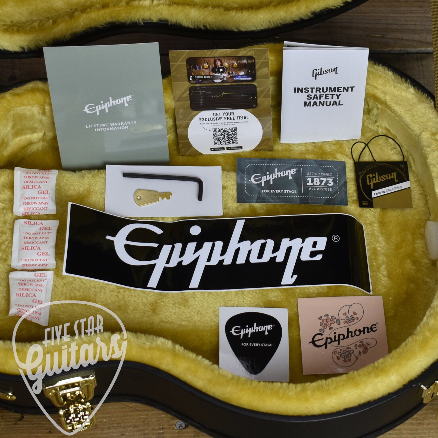 Epiphone Inspired by Gibson Custom Les Paul Custom - Alpine White with Hard Shell Case