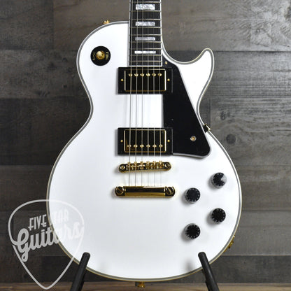 Epiphone Inspired by Gibson Custom Les Paul Custom - Alpine White with Hard Shell Case