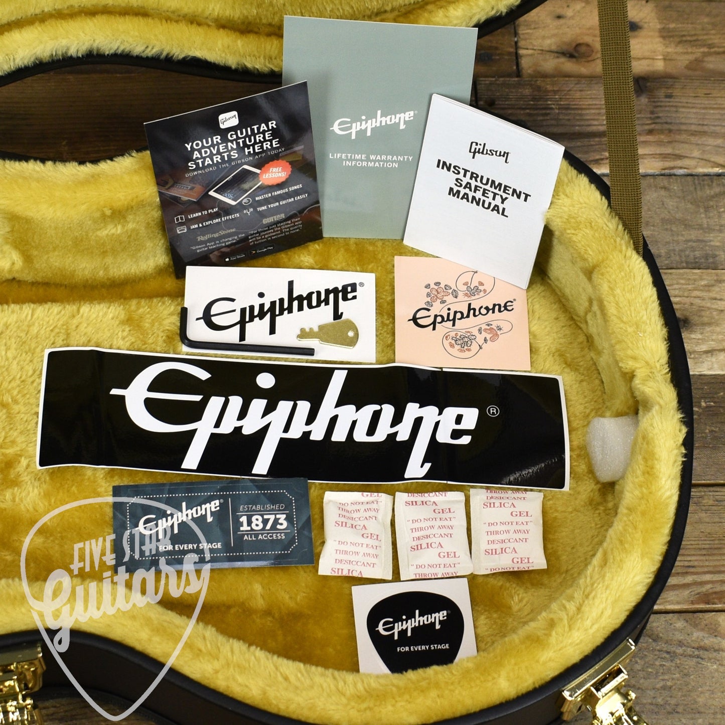 Epiphone Inspired by Gibson Custom Les Paul Custom - Alpine White with Hard Shell Case