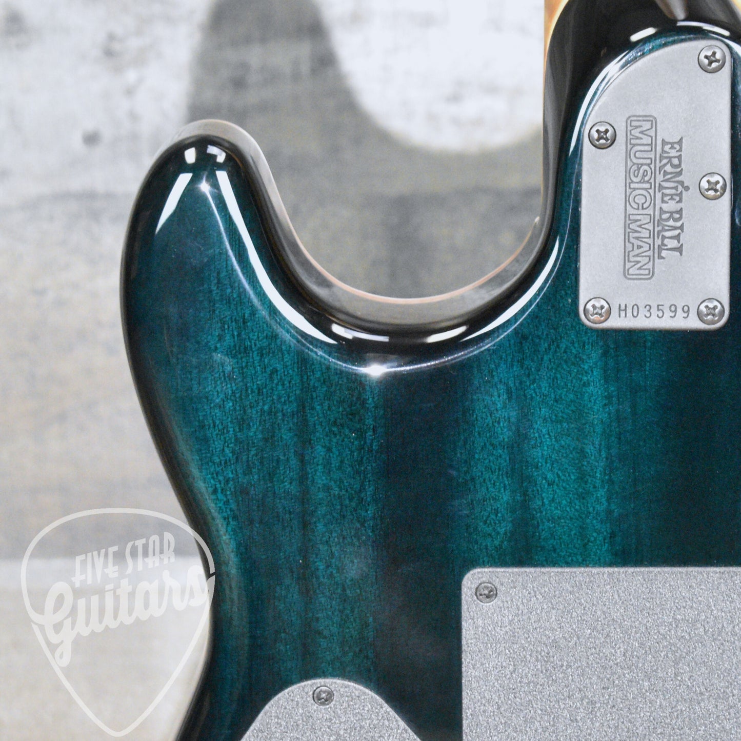 Ernie Ball Music Man Sabre - Gator Burst with Mono Case