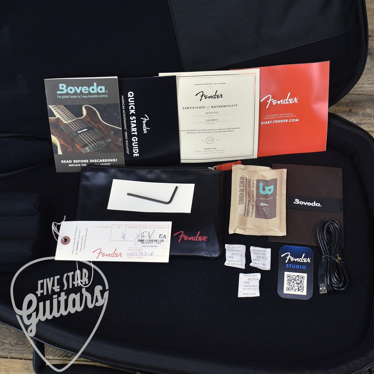 Fender American Acoustasonic Telecaster All-Mahogany - Natural with Deluxe Gig Bag