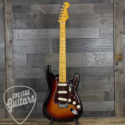 Fender American Professional II Stratocaster - 3 Tone Sunburst with Hard Shell Case