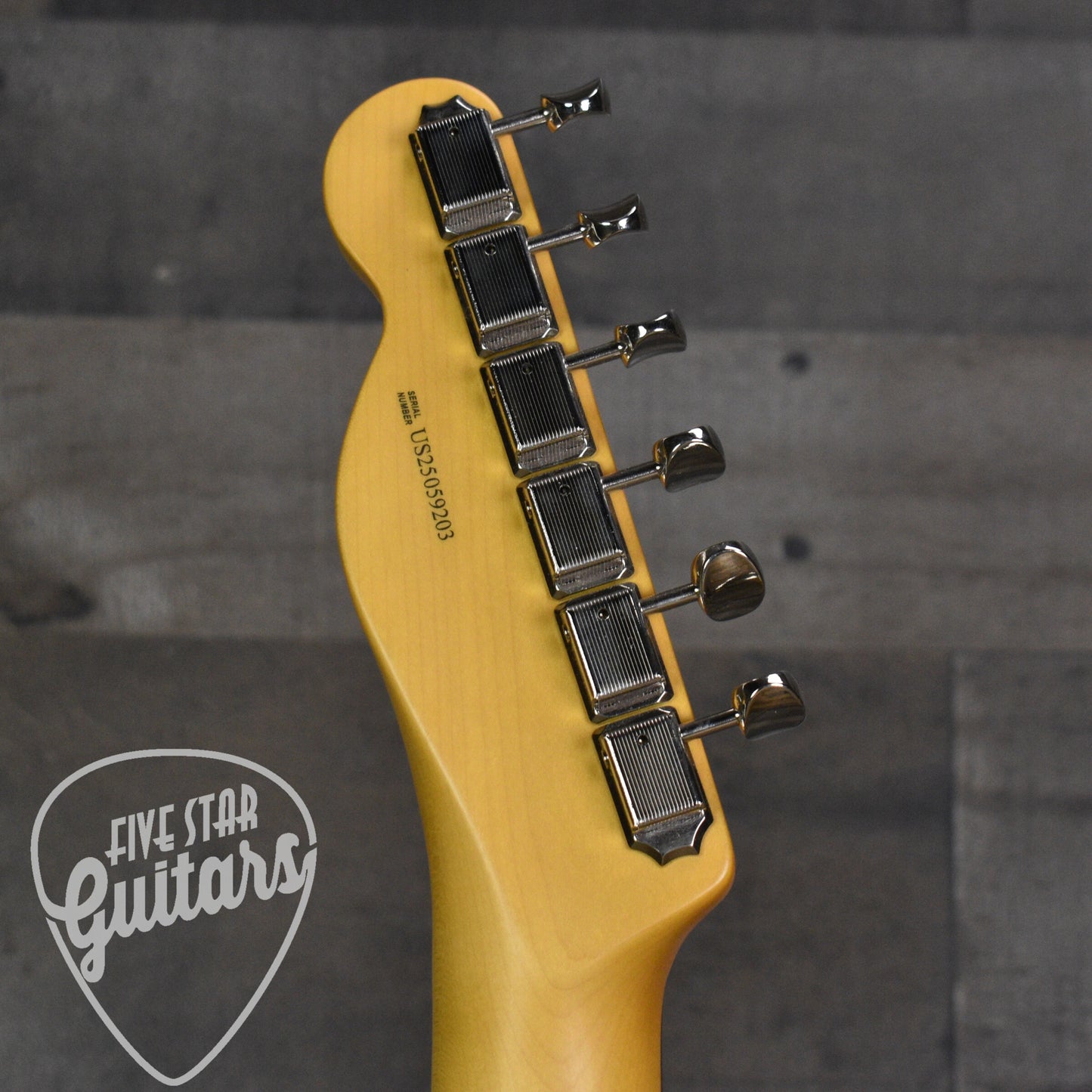 Fender American Professional Classic Hotshot Telecaster Rosewood Fingerboard - Faded Sherwood Green Metallic with Deluxe Gigbag