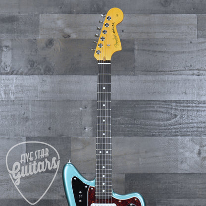 Fender American Professional Classic Jaguar Rosewood Fingerboard Faded Sherwood Green Metallic Included: Deluxe Gig Bag