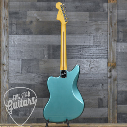 Fender American Professional Classic Jaguar Rosewood Fingerboard Faded Sherwood Green Metallic Included: Deluxe Gig Bag