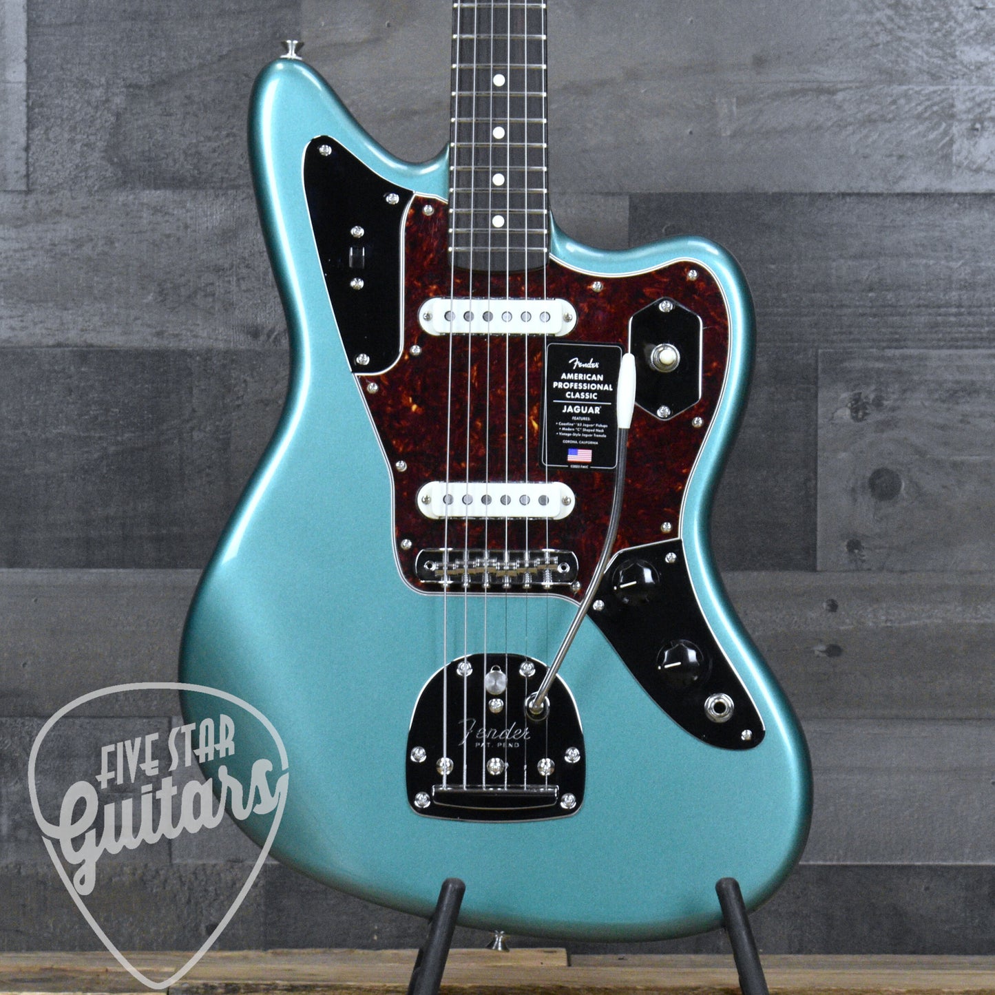 Fender American Professional Classic Jaguar Rosewood Fingerboard Faded Sherwood Green Metallic Included: Deluxe Gig Bag