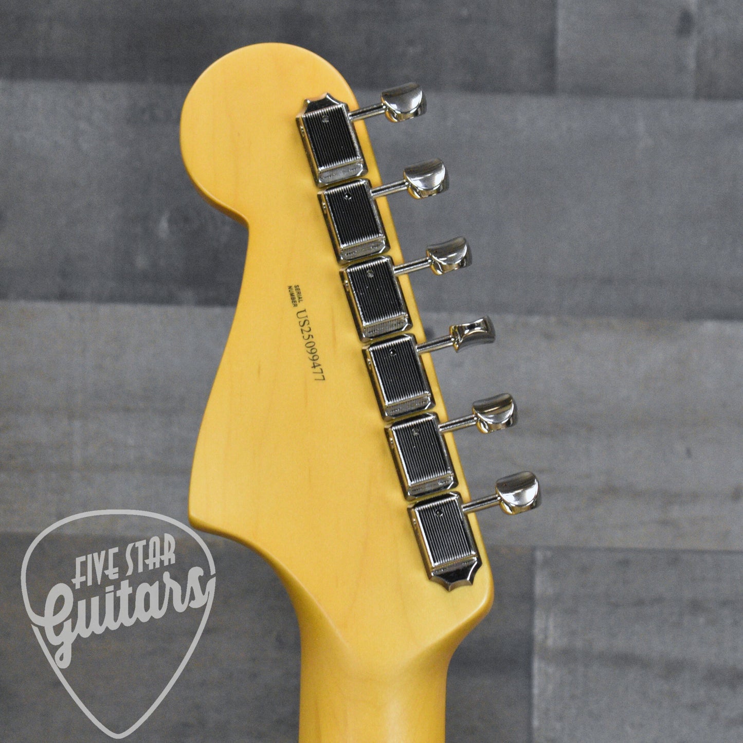 Fender American Professional Classic Jazzmaster, Rosewood Fingerboard - Faded Sherwood Green Metallic with Gigbag