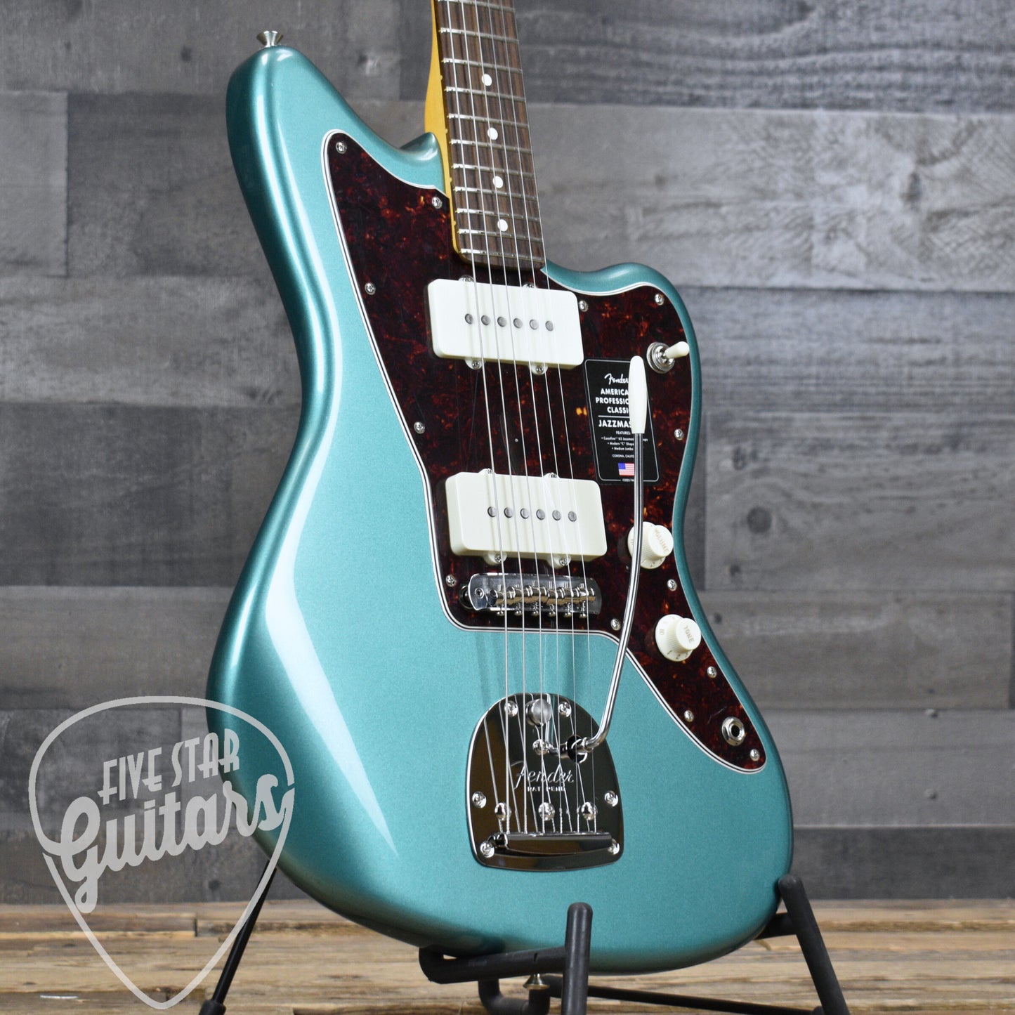 Pre-Owned Fender American Professional Classic Jazzmaster, Rosewood Fingerboard - Faded Sherwood Green Metallic with Gigbag - copy