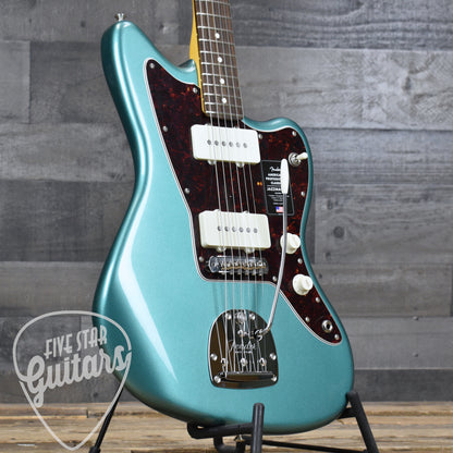 Pre-Owned Fender American Professional Classic Jazzmaster, Rosewood Fingerboard - Faded Sherwood Green Metallic with Gigbag - copy