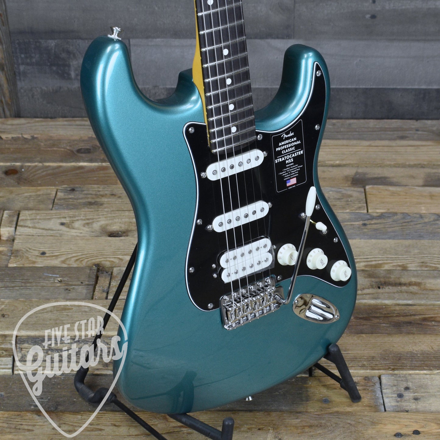 Fender American Professional Classic Stratocaster HSS Rosewood Fingerboard - Faded Sherwood Green Metallic with Deluxe Gigbag