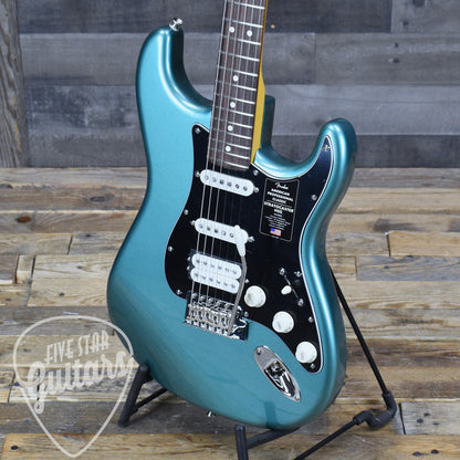 Fender American Professional Classic Stratocaster HSS Rosewood Fingerboard - Faded Sherwood Green Metallic with Deluxe Gigbag