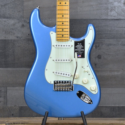 Fender American Professional Classic Stratocaster Maple Fingerboard - Faded Lake Placid Blue with Deluxe Gig Bag
