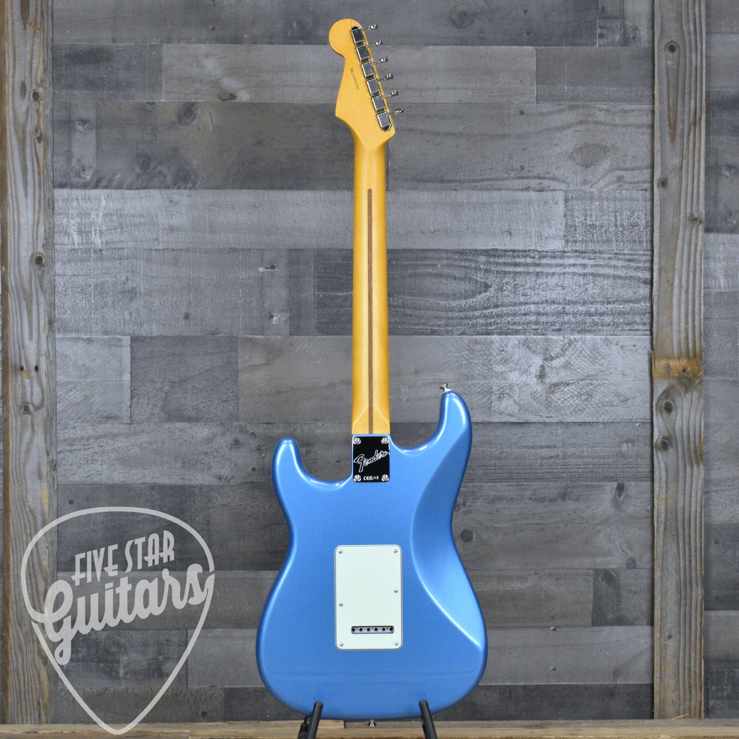 Fender American Professional Classic Stratocaster Maple Fingerboard - Faded Lake Placid Blue with Deluxe Gig Bag