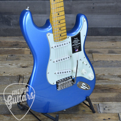Fender American Professional Classic Stratocaster Maple Fingerboard - Faded Lake Placid Blue with Deluxe Gig Bag