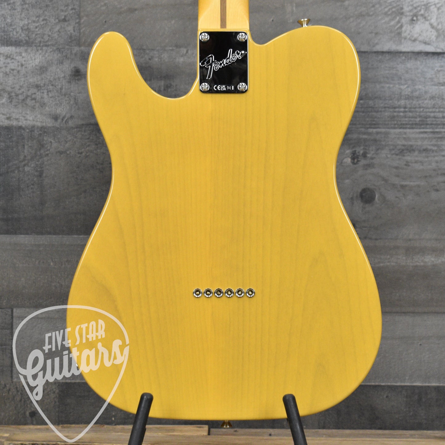 Fender American Professional Classic Telecaster Maple Fingerboard - Butterscotch Blonde with Deluxe Gig Bag