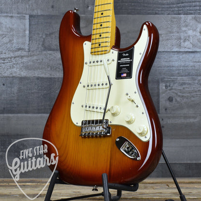 Fender American Professional II Stratocaster - Sienna Sunburst with Hardshell Case
