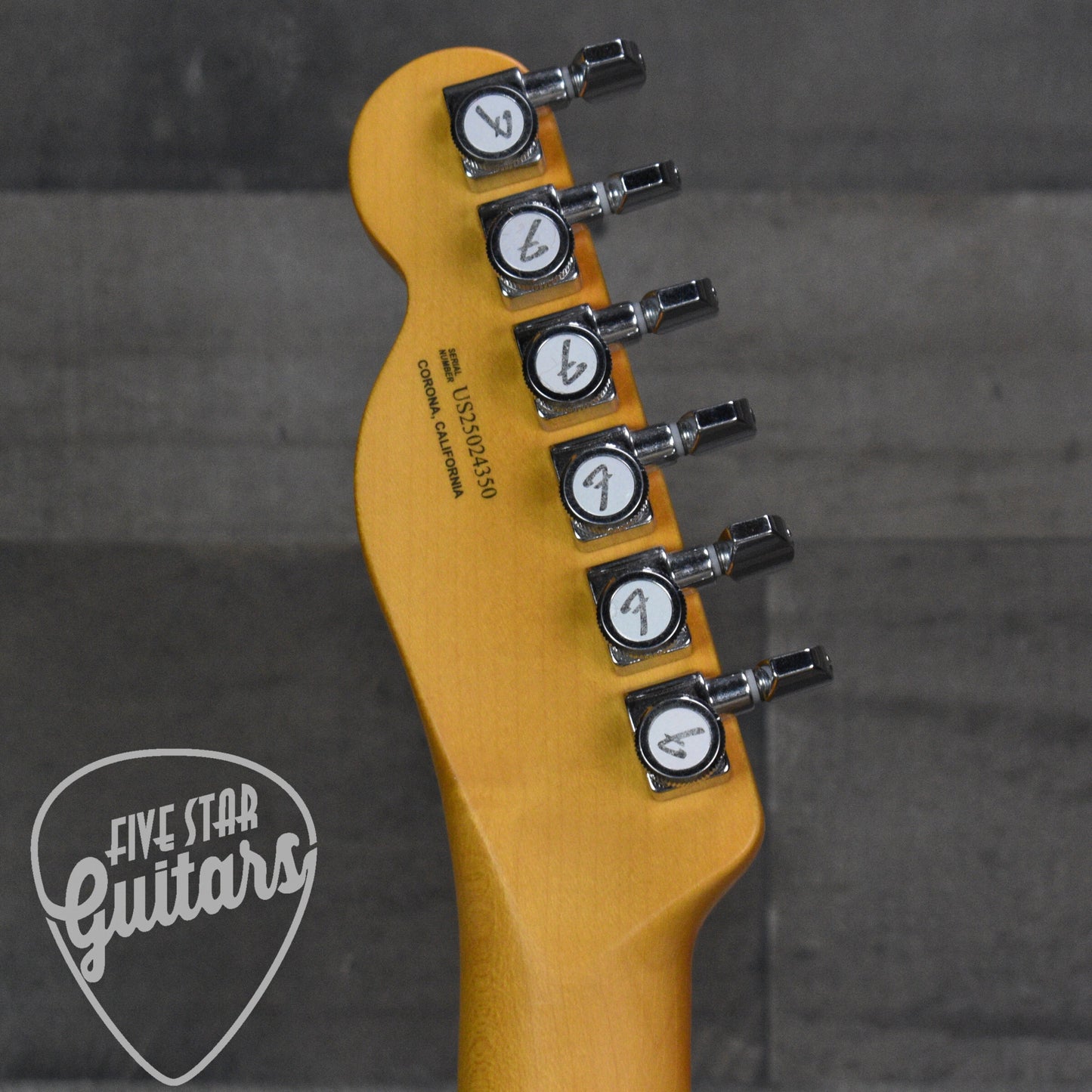 Fender American Ultra Luxe Vintage '50s Telecaster - Butterscotch Blonde with Fender Deluxe Hardshell Case