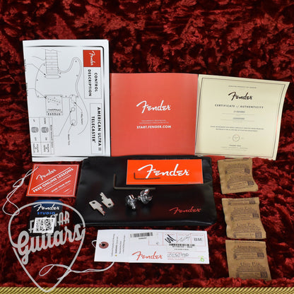 Fender American Ultra Luxe Vintage '50s Telecaster - Butterscotch Blonde with Fender Deluxe Hardshell Case