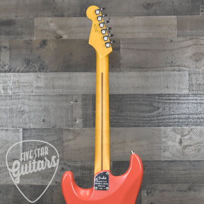 Fender American Ultra Luxe Vintage '60s Stratocaster HSS - Fiesta Red with Fender Deluxe Hardshell Case